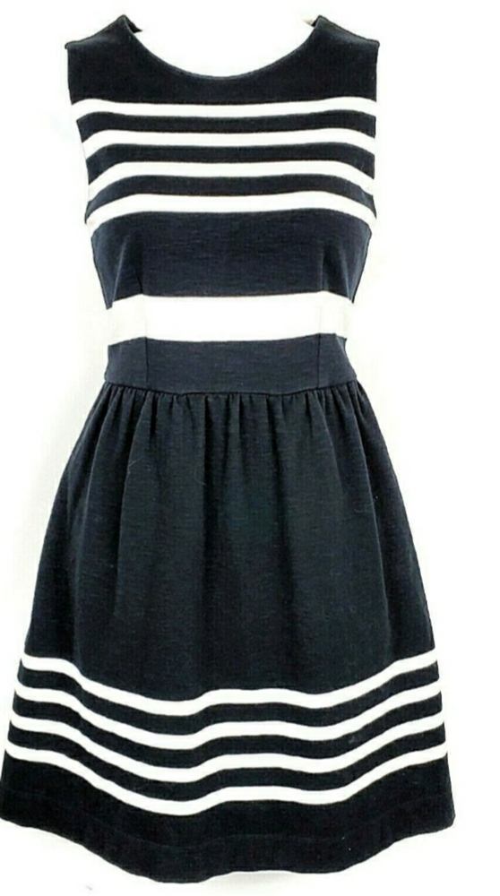 LIKE NEW!! J. CREW DAYBREAK FIT & FLARE DRE…